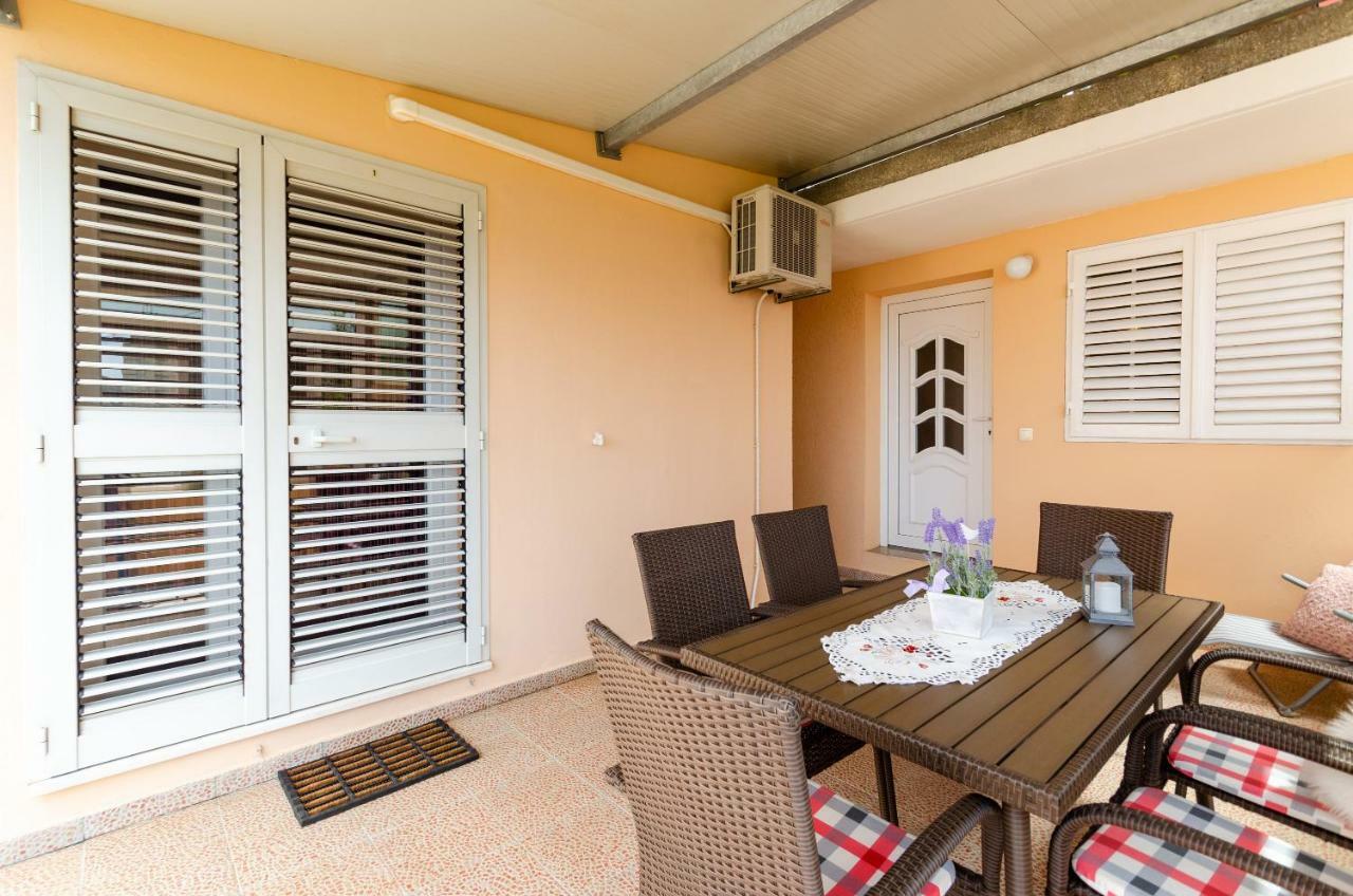 Daniela Apartman Zavalatica